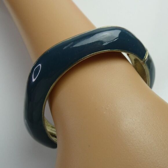 Muted Blue Gold Tone Hinged Irregular Bangle Bracelet Enamel Chunky Mod Career - Picture 1 of 6